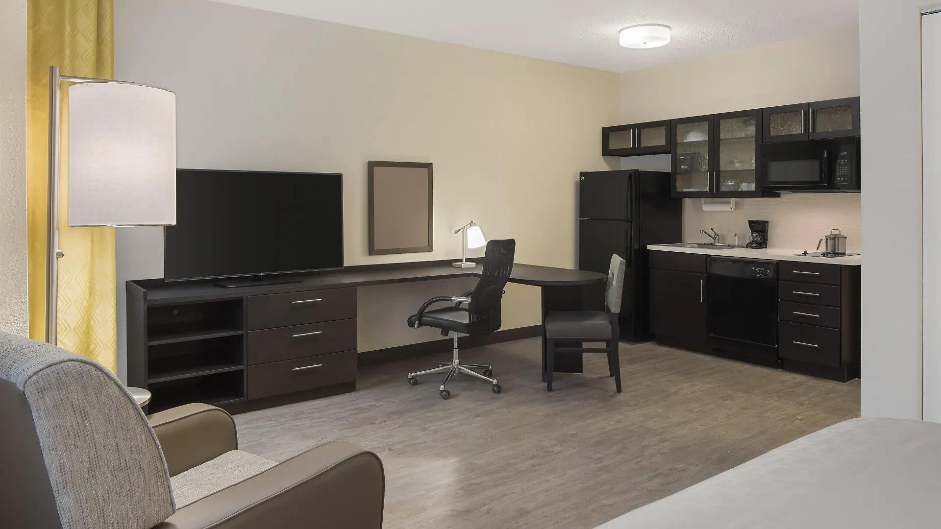 Candlewood Suites - Charlotte - Arrowood By Ihg 2*,